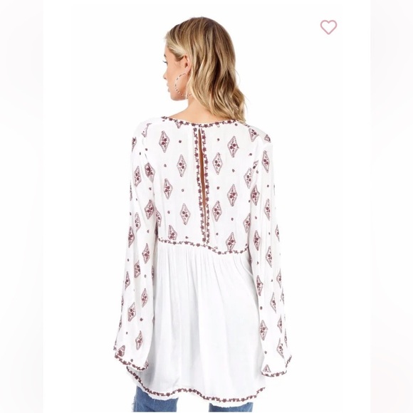 FREE PEOPLE DIAMOND EMBROIDERED TOP SZ M Tunic Bell Sleeves Flowy - Picture 2 of 14